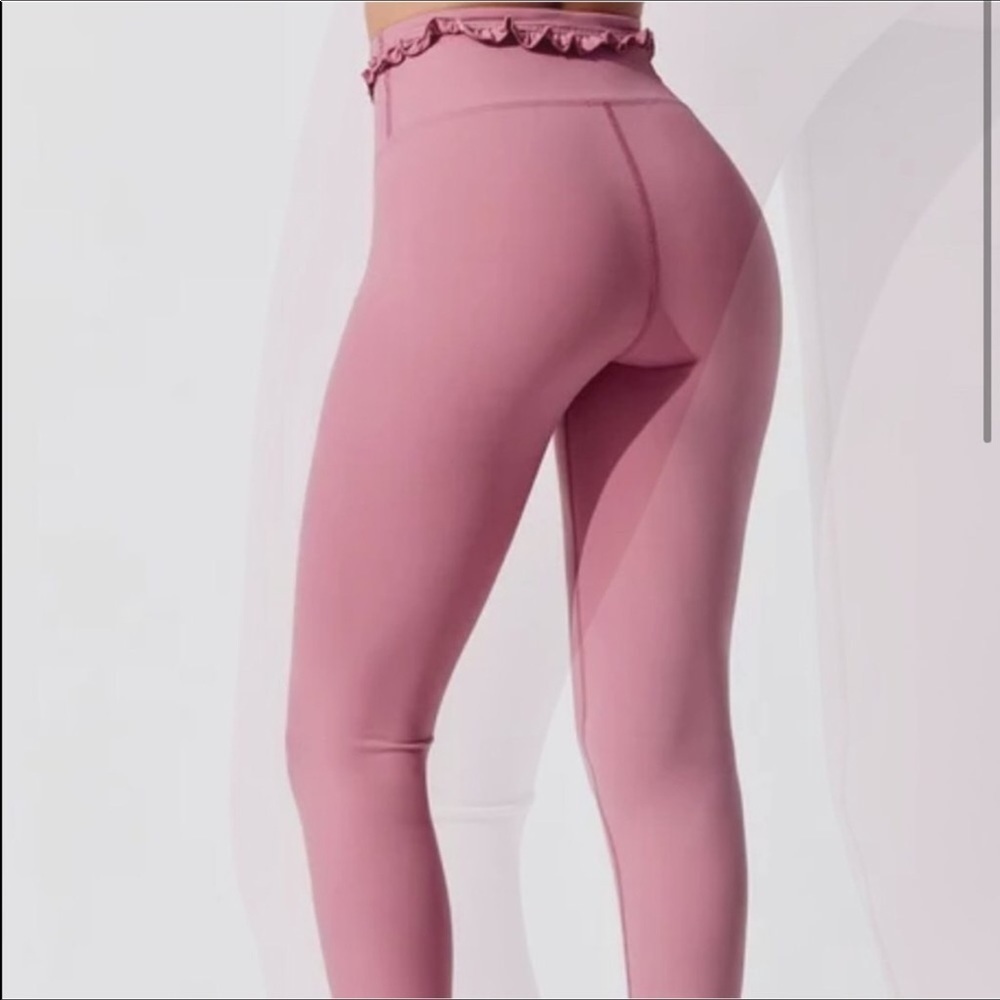Year of Ours The Samba Ruffle Leggings Rose XS - Picture 5 of 8